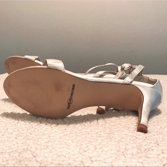 Cream Satin Dyeable Wedding Heels - Picture 5 of 5